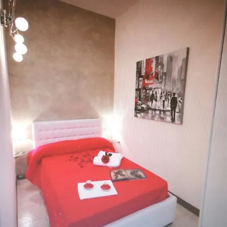 Rose House * Como